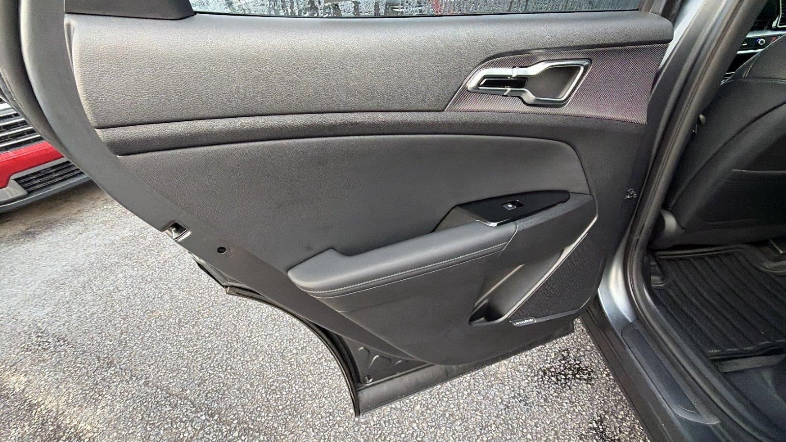 Used 2025 Kia Sportage SX Prestige AWD/4WD image 23