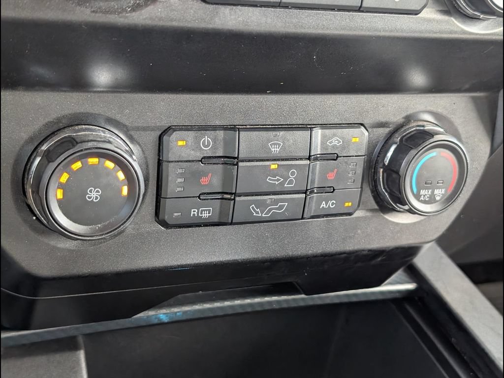 Used 2019 Ford F150 XLT w/ Equipment Group 302A Luxury AWD/4WD image 15