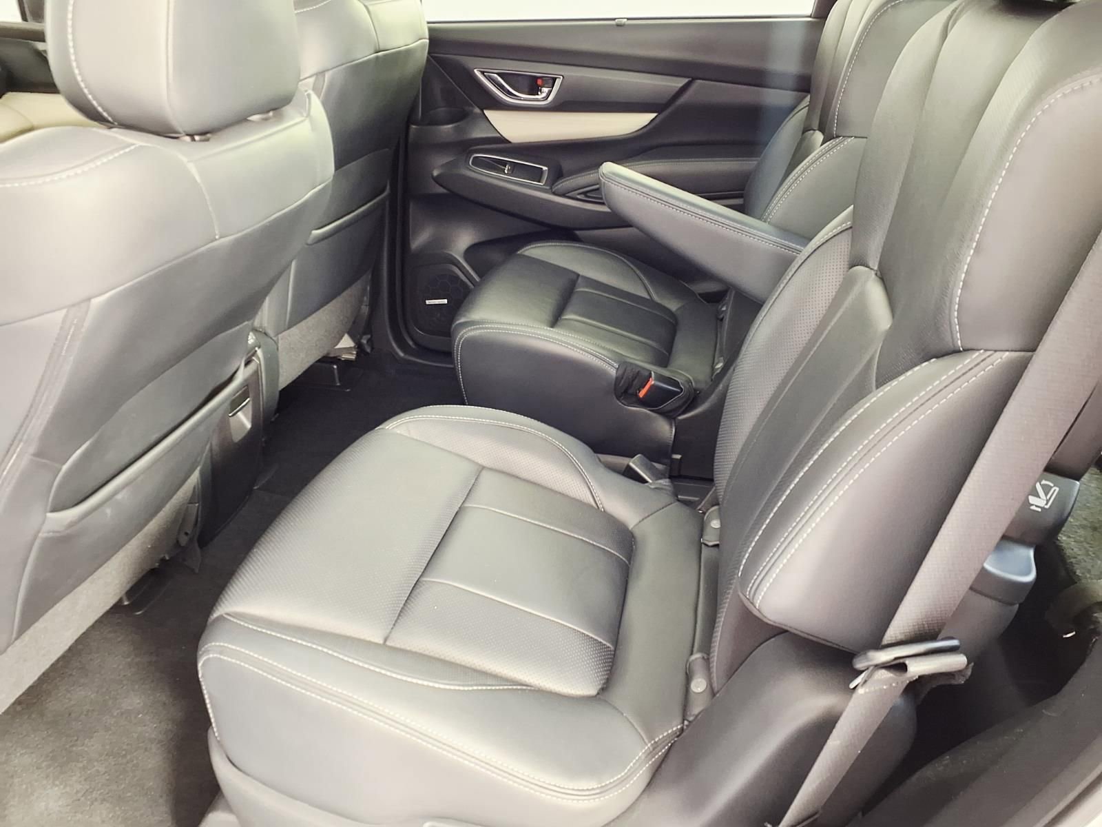 Used 2019 Subaru Ascent Limited AWD/4WD image 8