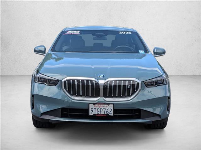 Used 2025 BMW i5 xDrive40 AWD/4WD image 2