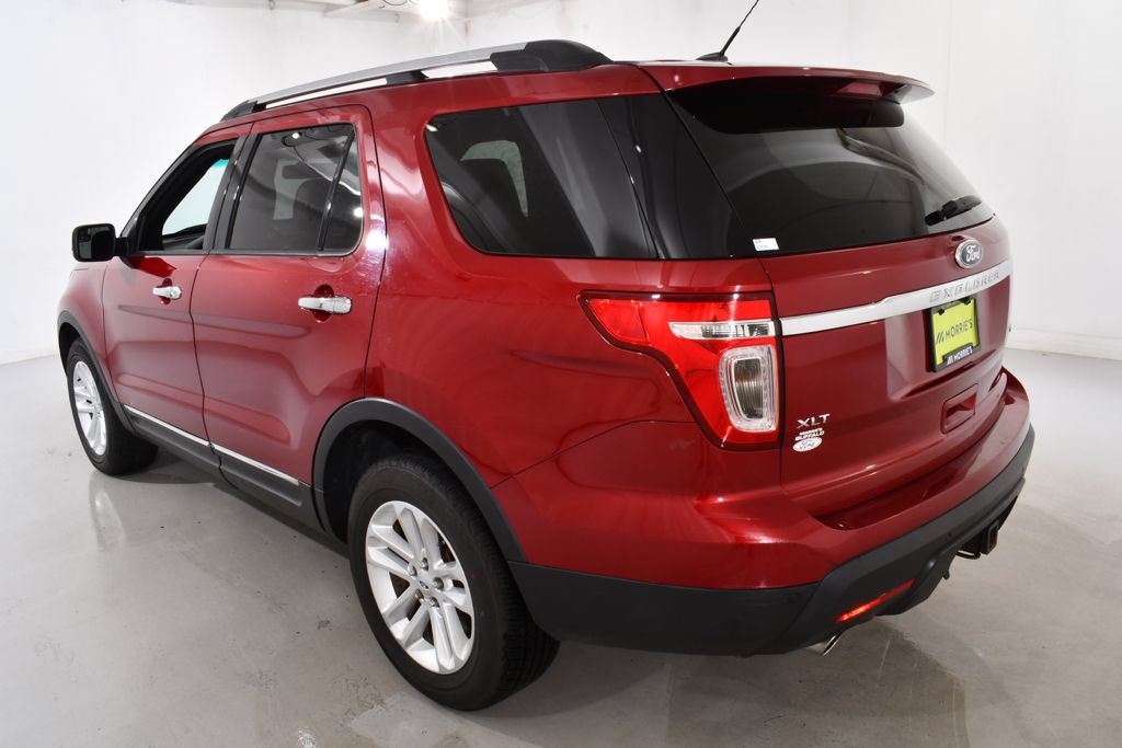 Used 2014 Ford Explorer XLT w/ Equipment Group 202A AWD/4WD image 15
