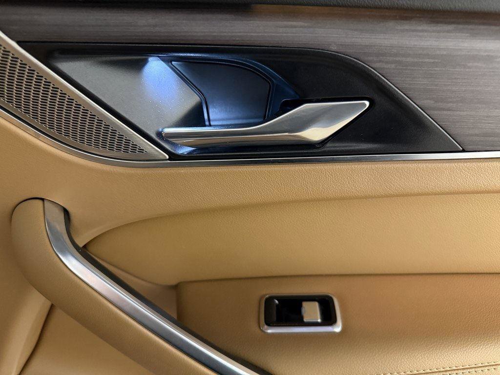 Used 2021 Jaguar F-PACE S image 30