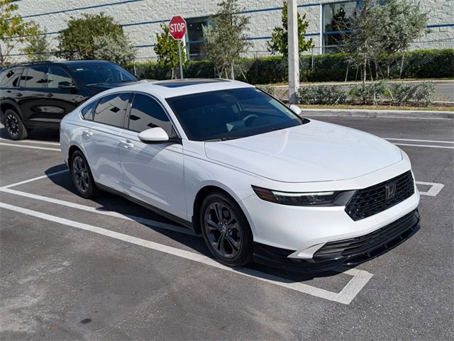 Used 2023 Honda Accord EX image 2