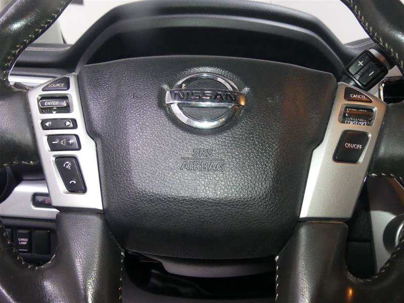 Used 2018 Nissan Titan PRO-4X AWD/4WD image 31