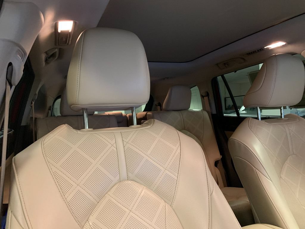 Used 2020 Toyota Highlander Platinum AWD/4WD image 22