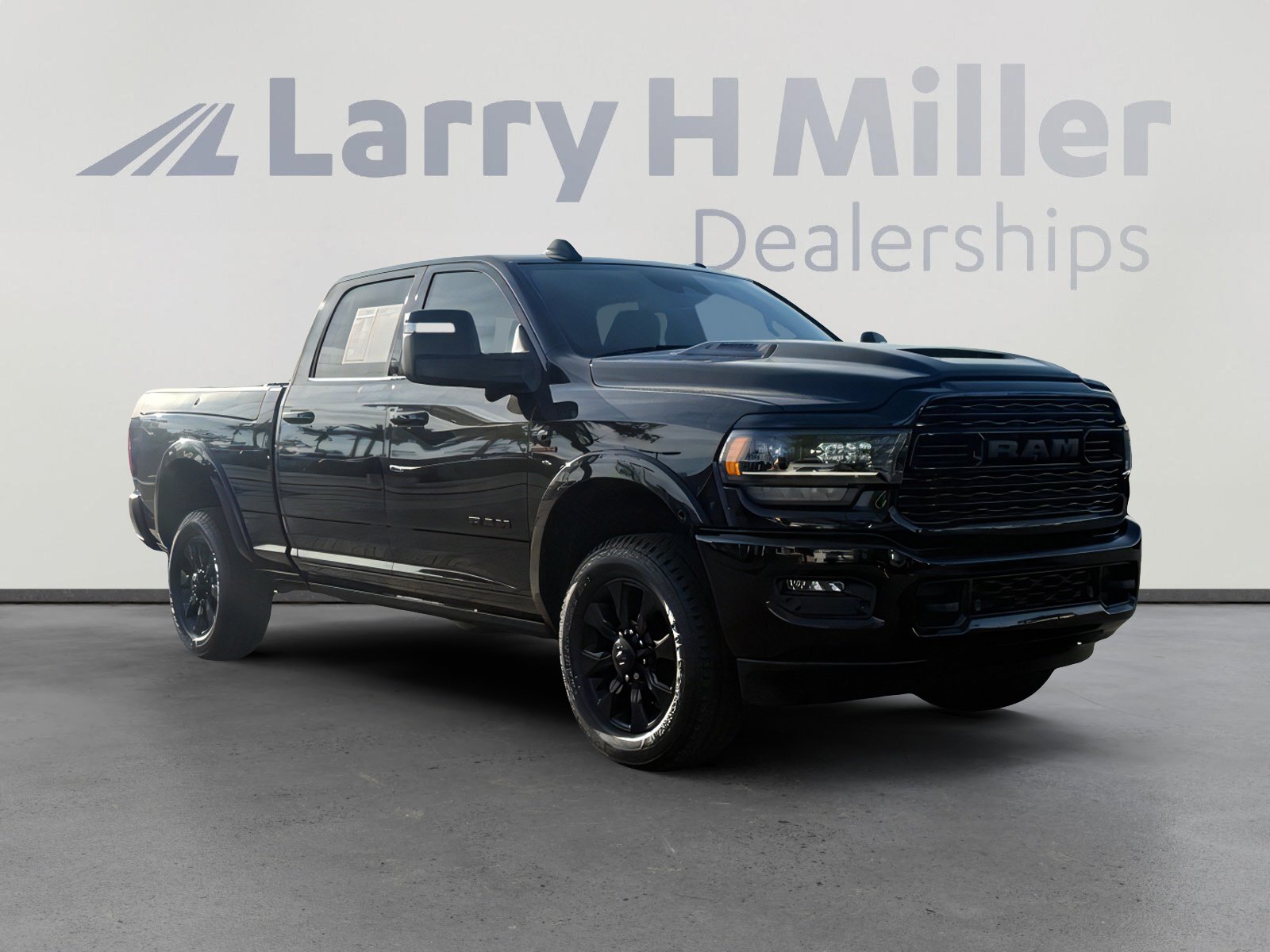 Used 2024 RAM 2500 Limited AWD/4WD image 8