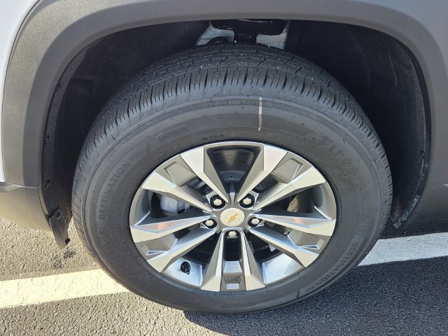 New 2027 Chevrolet Equinox LT w/ LPO, Floor Liner Package FWD image 5