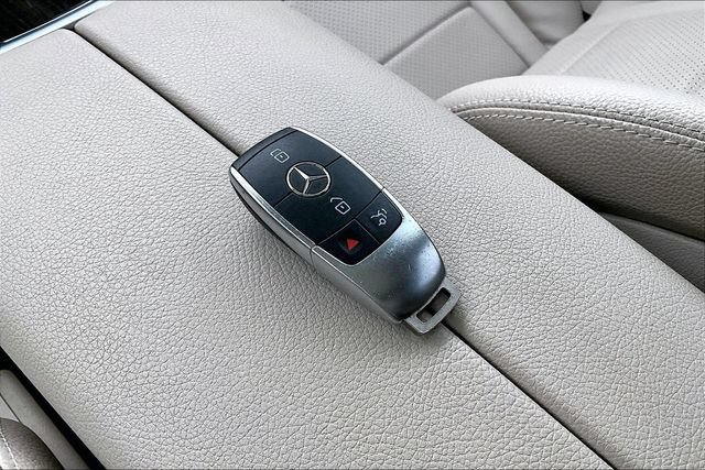 Used 2021 Mercedes-Benz GLC 300 4MATIC image 39