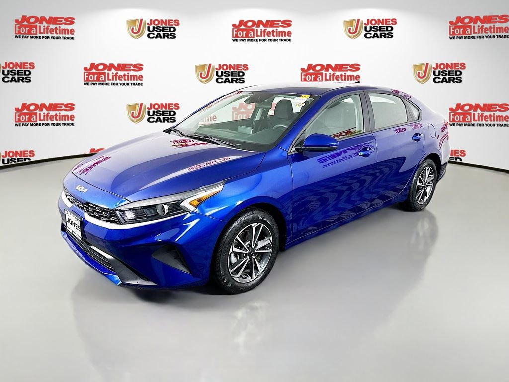 Used 2023 Kia Forte LXS image 11