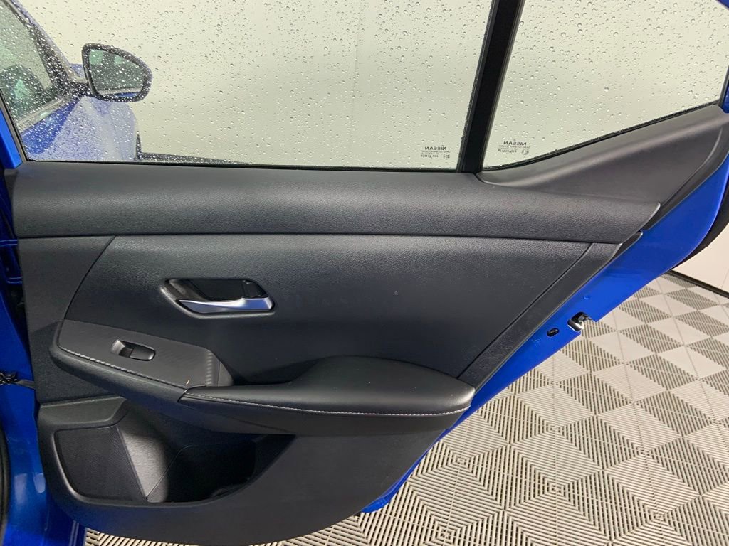 Used 2022 Nissan Sentra SV FWD image 24