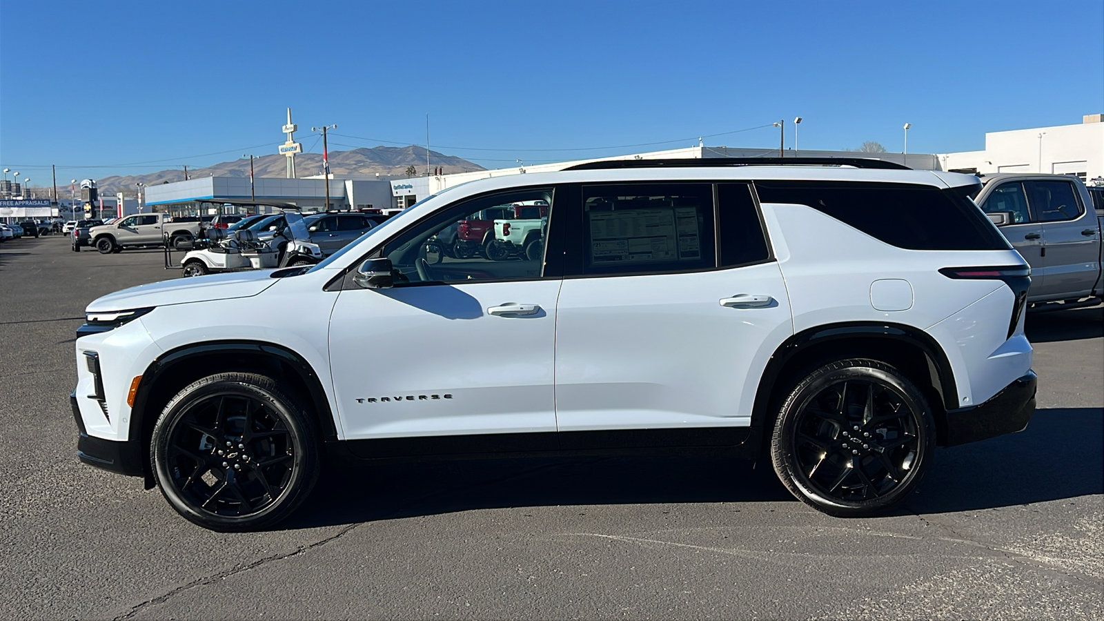 New 2026 Chevrolet Traverse RS w/ LPO, Floor Liner Package image 8