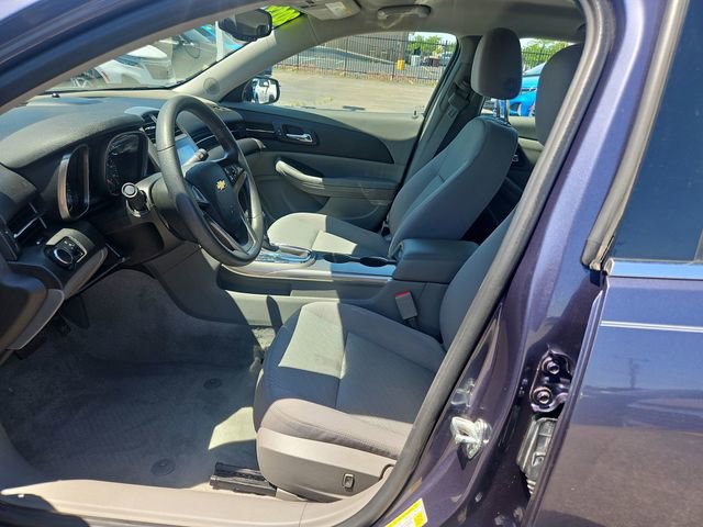 Used 2013 Chevrolet Malibu LS w/ Protection Package FWD image 9