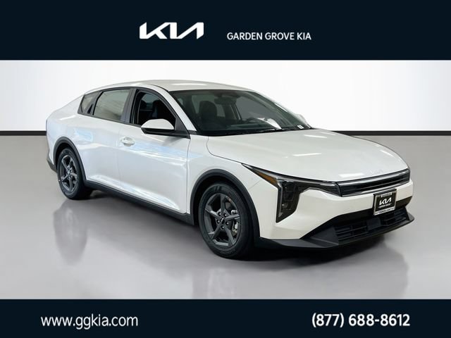 New 2026 Kia K4 FWD image 1
