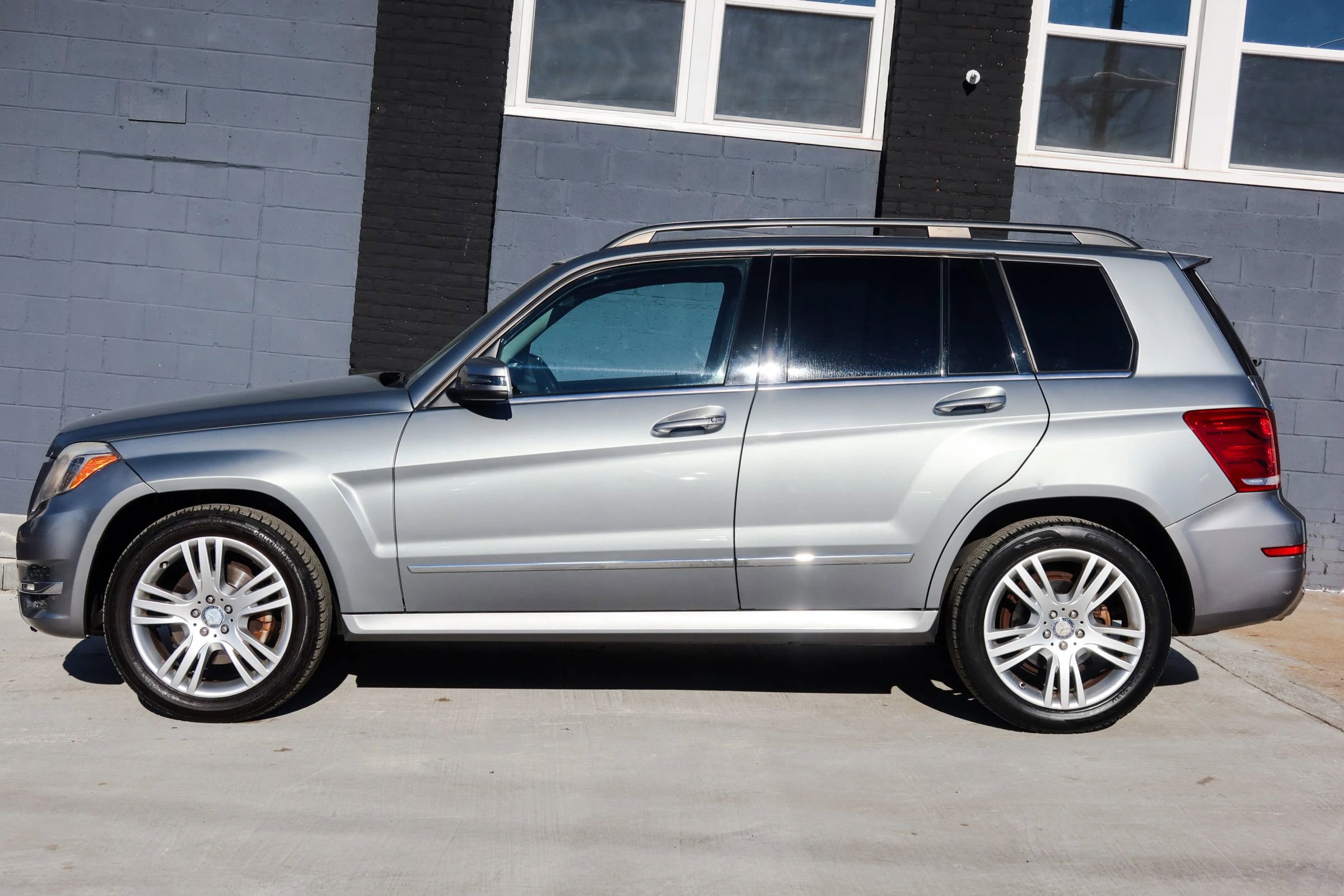Used 2015 Mercedes-Benz GLK 350 4MATIC w/ Premium 1 Package image 5