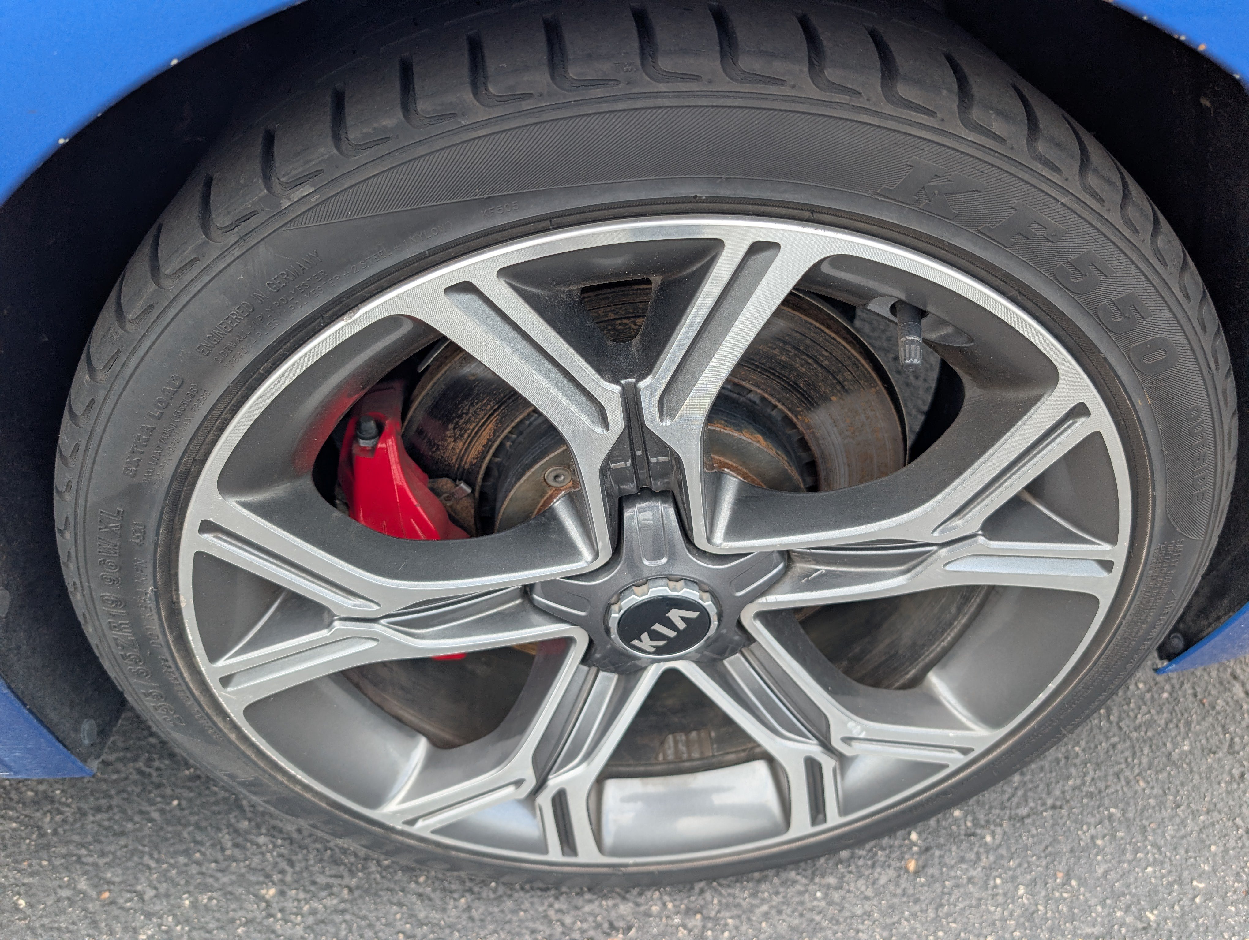 Used 2020 Kia Stinger GT2 AWD/4WD image 9