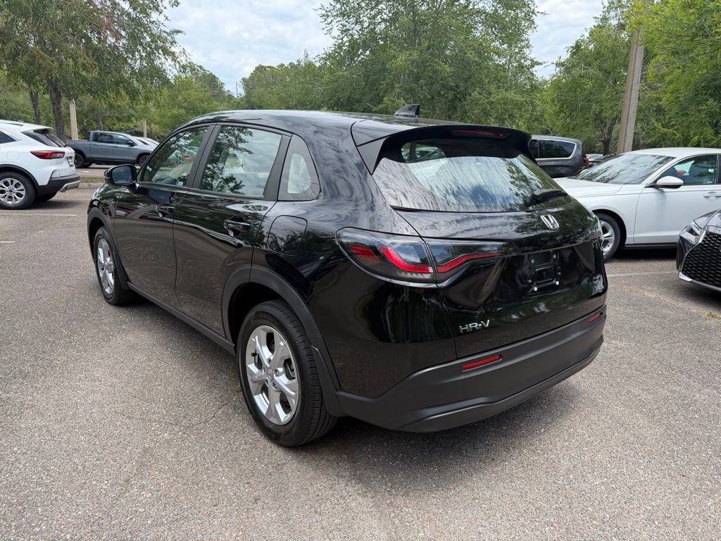 Used 2024 Honda HR-V LX image 4