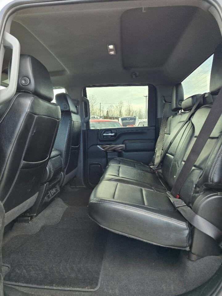 Used 2023 GMC Sierra 3500 SLE w/ X31 Off-Road Package AWD/4WD image 16