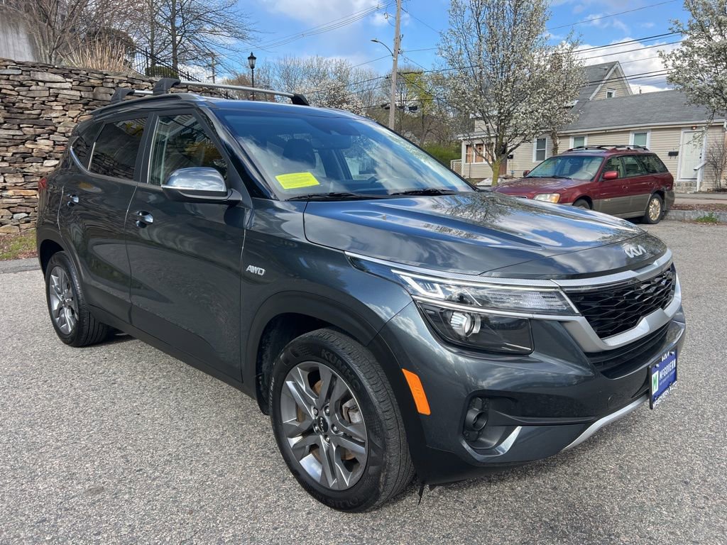 Certified 2023 Kia Seltos S image 8