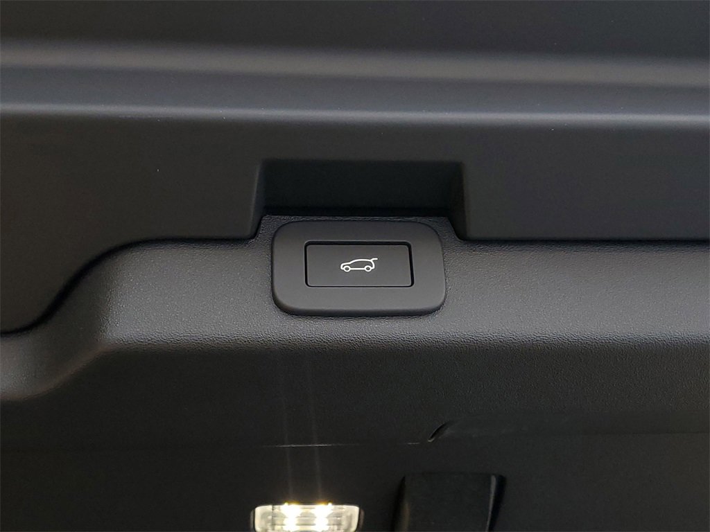 New 2026 Land Rover Discovery Limited Edition image 34