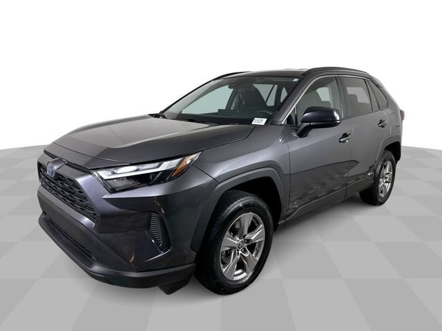 Used 2023 Toyota RAV4 LE AWD/4WD image 1