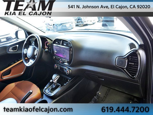 Certified 2024 Kia Soul EX w/ EX Designer Package FWD image 11