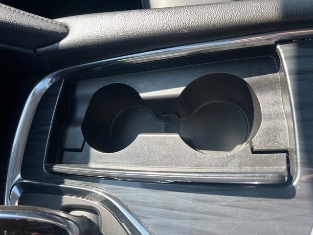 Used 2020 Buick Enclave Premium w/ Sun and Sites Package image 31