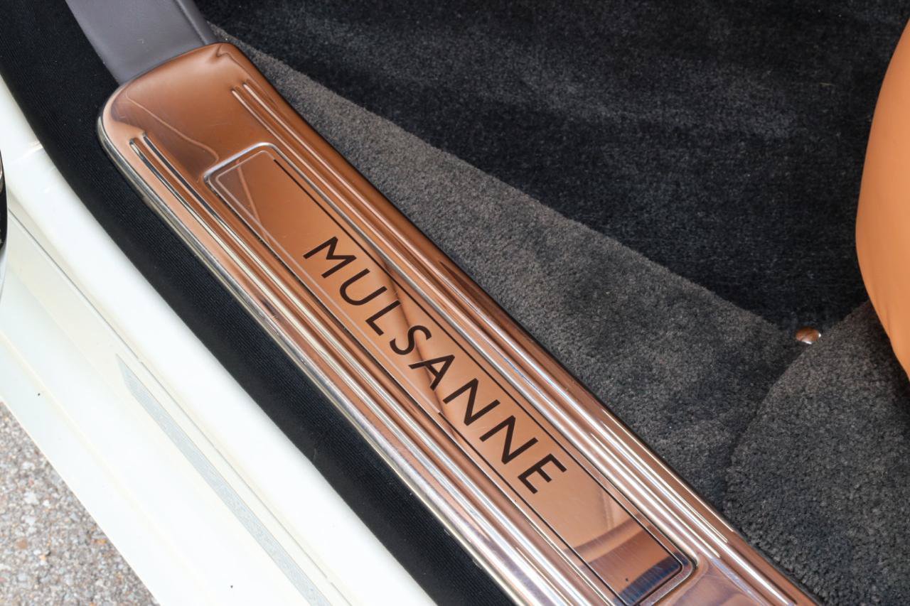 Used 2011 Bentley Mulsanne RWD image 29