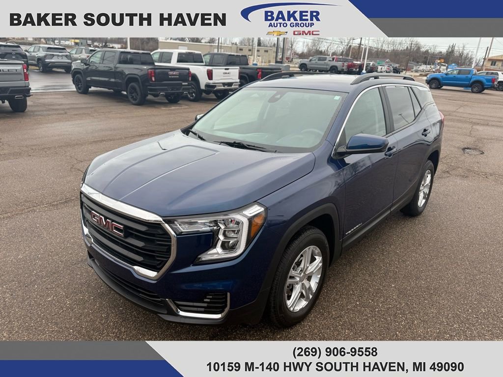 Used 2022 GMC Terrain SLE w/ Driver Convenience Package image 1
