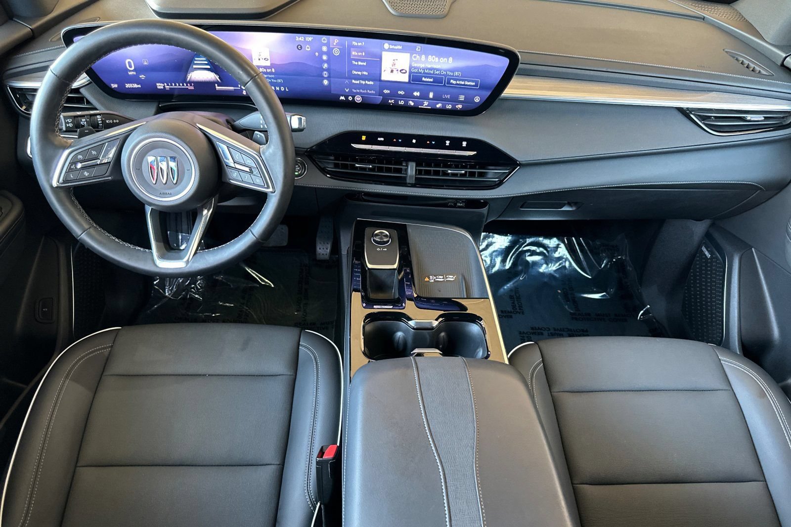 Certified 2025 Buick Enclave Preferred FWD image 5