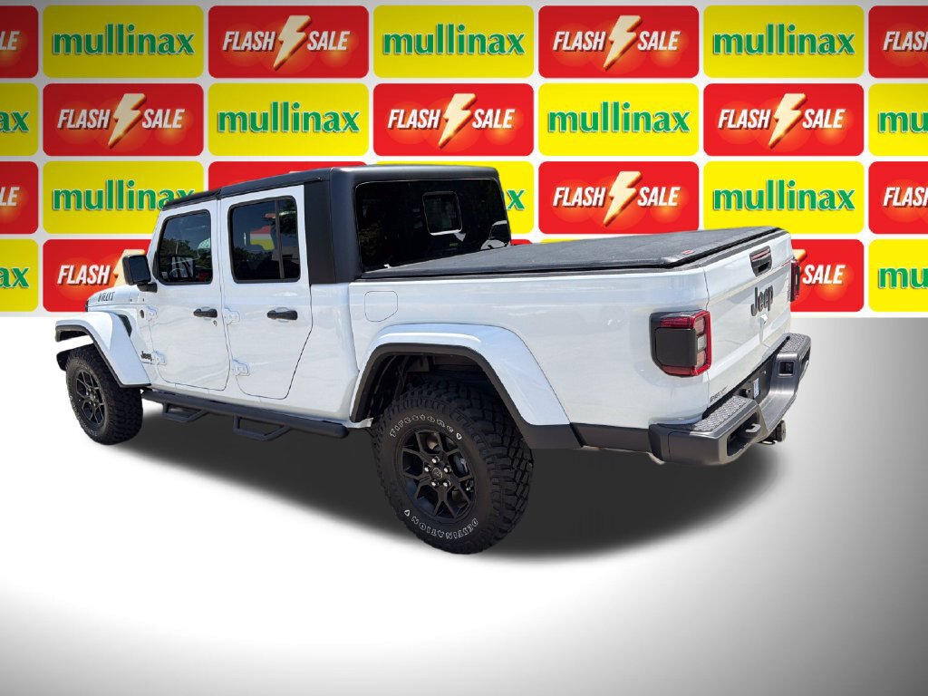 Used 2026 Jeep Gladiator Sport AWD/4WD image 12