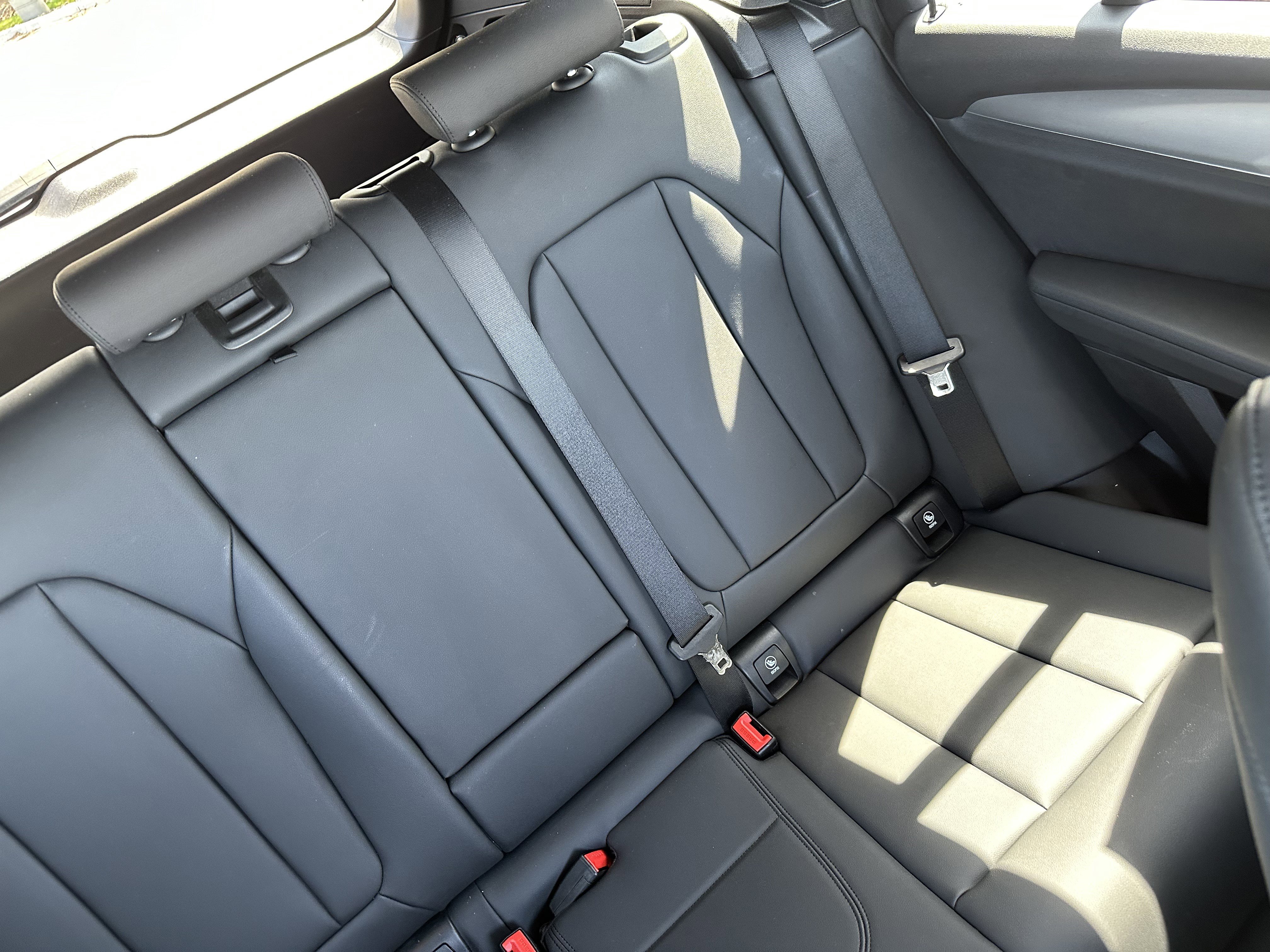 Used 2018 BMW X3 xDrive30i w/ Convenience Package AWD/4WD image 12