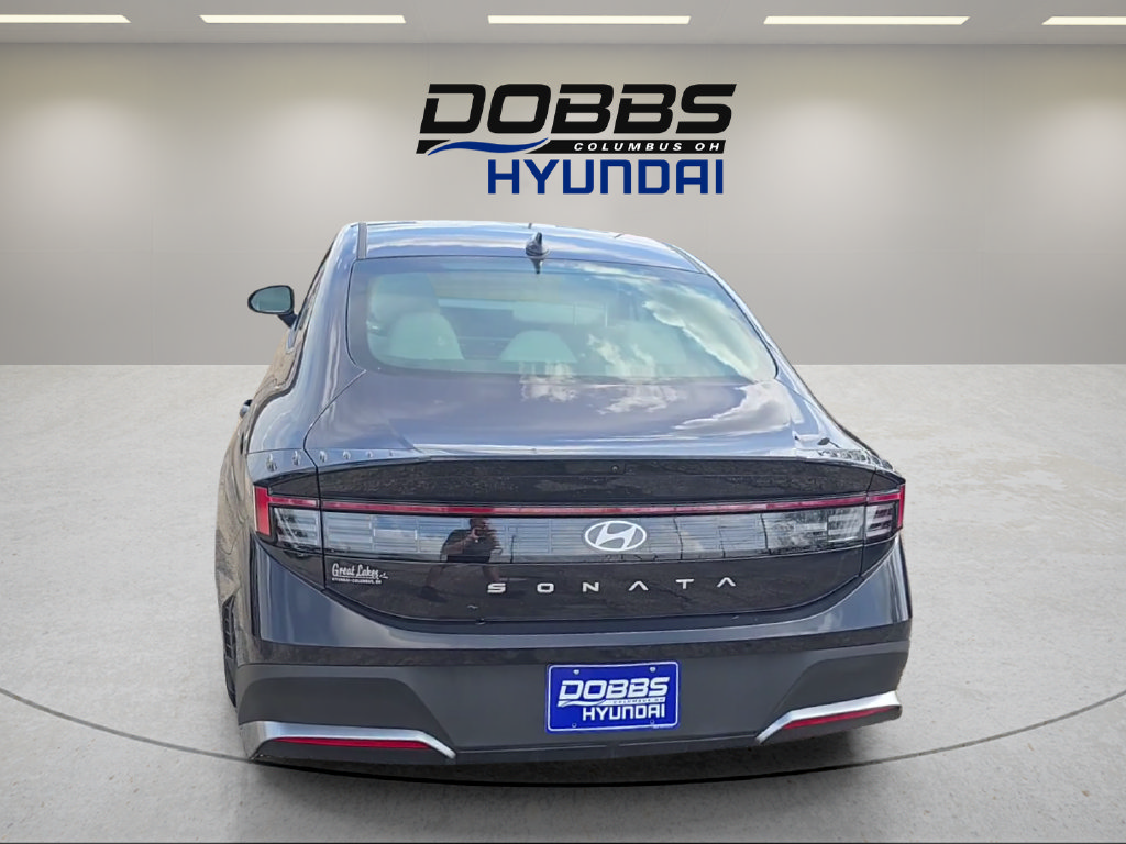 Certified 2026 Hyundai Sonata SE FWD image 4