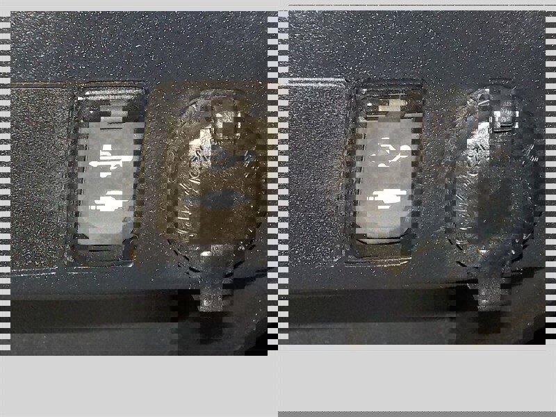 Used 2018 Toyota RAV4 XLE image 30