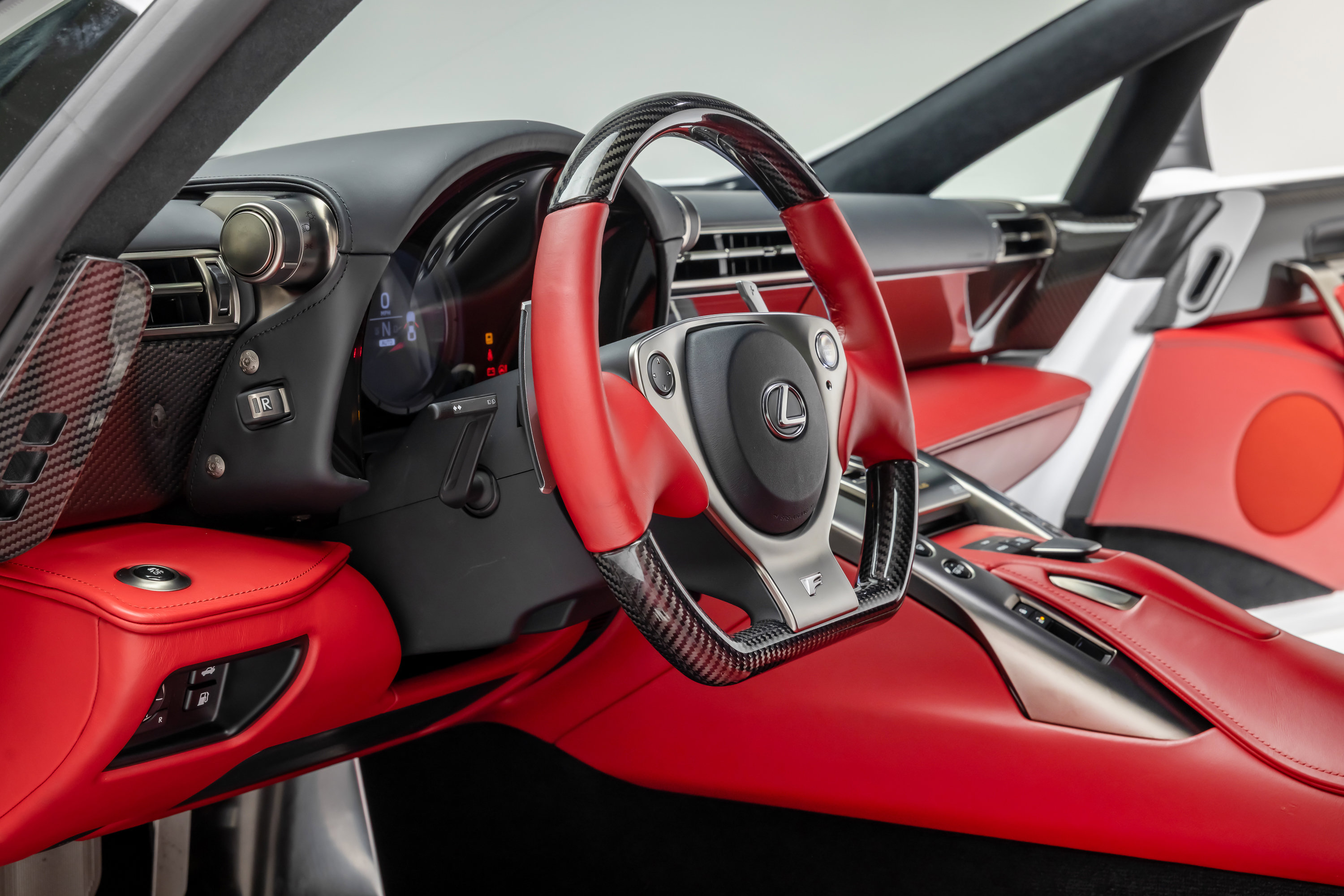 Used 2012 Lexus LFA RWD image 80