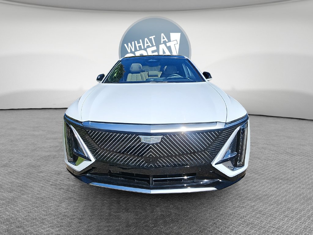 Certified 2026 Cadillac Lyriq Signature Luxury w/ Nappa Leather Package AWD/4WD image 11