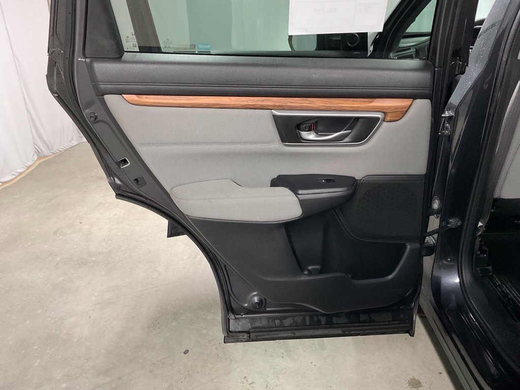 Used 2018 Honda CR-V EX image 30