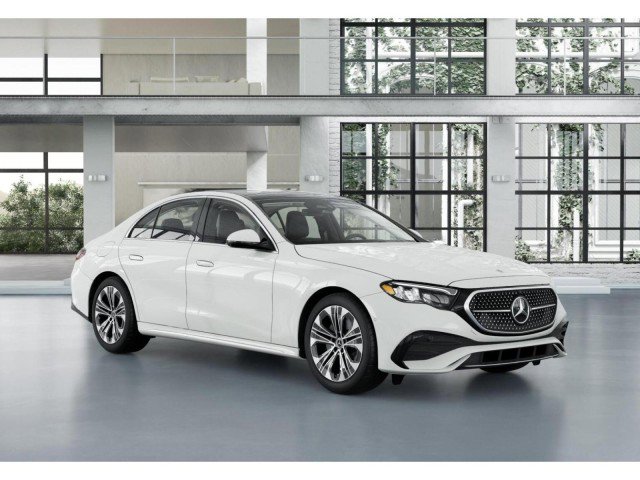 Used 2025 Mercedes-Benz E 350 Sedan image 31