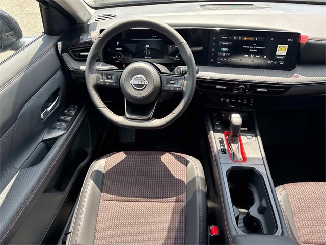 New 2025 Nissan Kicks SR image 16