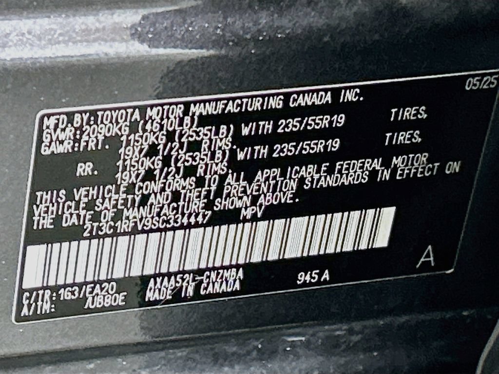 Used 2025 Toyota RAV4 XLE Premium FWD image 30