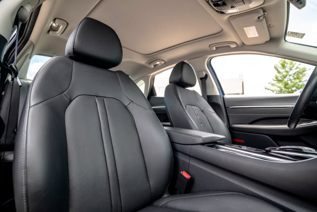 Used 2020 Hyundai Sonata Limited FWD image 18