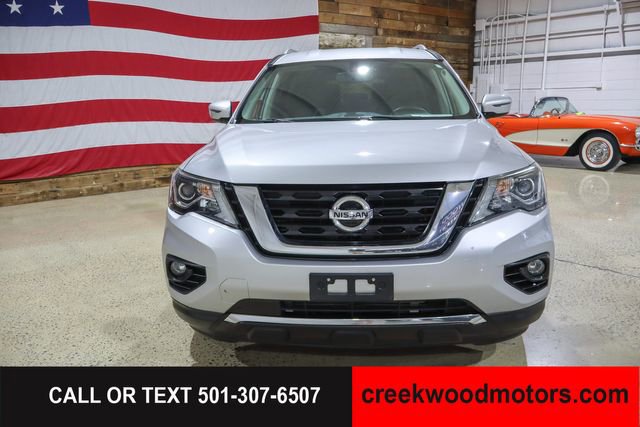Used 2020 Nissan Pathfinder SV FWD image 2