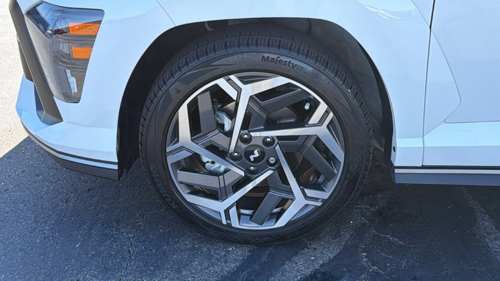 Used 2024 Hyundai Kona N Line FWD image 9