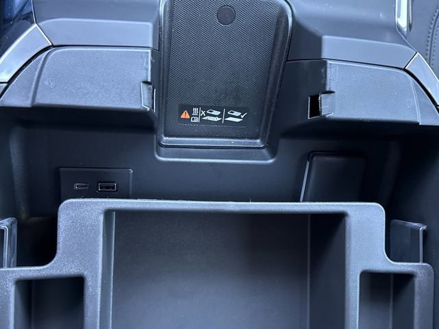 Used 2025 Chevrolet Silverado 1500 High Country w/ Technology Package image 26