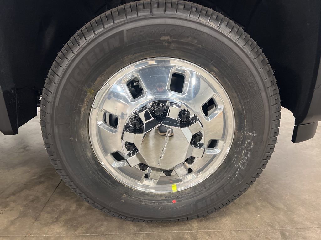 New 2026 GMC Sierra 3500 Denali w/ Denali Reserve Package image 19