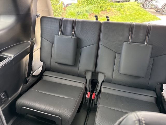 Used 2024 Lexus GX 550 AWD/4WD image 34