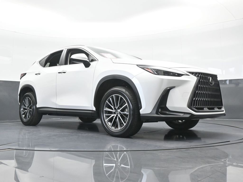 Used 2023 Lexus NX 250 FWD w/ Towing Package (2000 Lbs) image 58