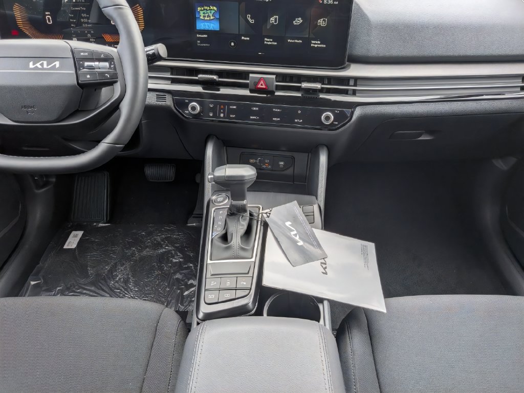 New 2026 Kia Sportage LX FWD image 18