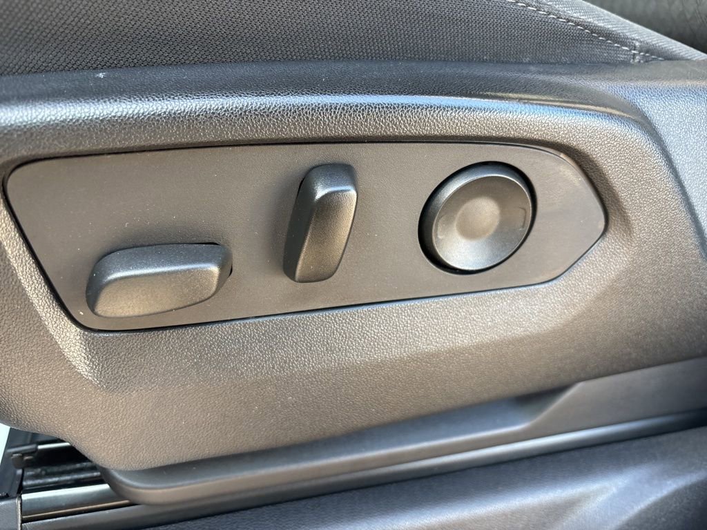 Used 2022 Chevrolet Silverado 1500 RST image 16