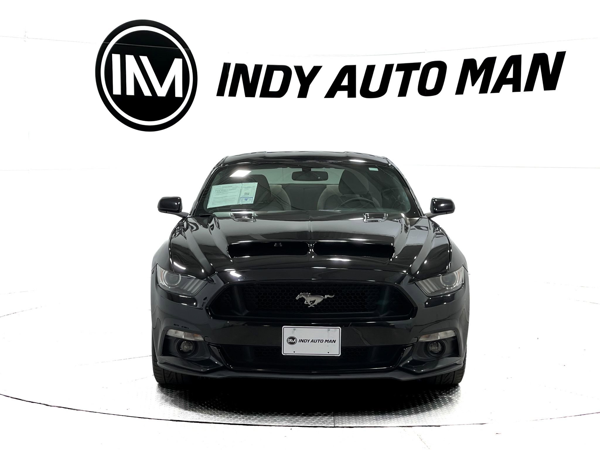 Used 2015 Ford Mustang GT image 9