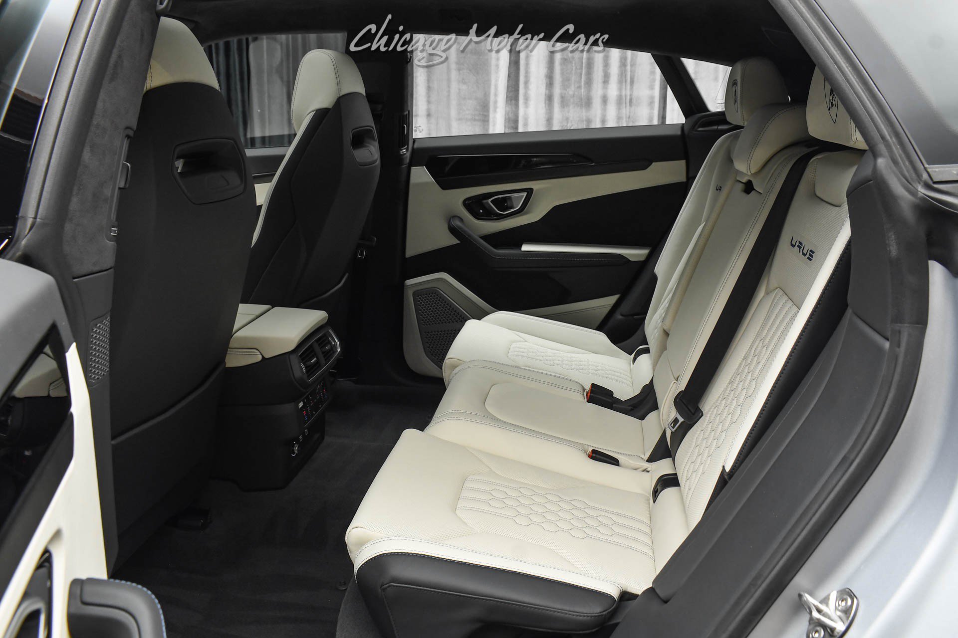 Used 2024 Lamborghini Urus S AWD/4WD image 27